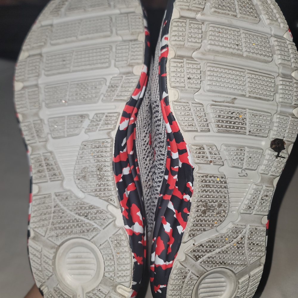 Under Armour Mens' Gray and Pink Athletic Shoes - Picture 4 of 7
